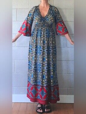 Lapogee Bohemian V-Neck Maxi Dress with Blue and Red Print Size Large